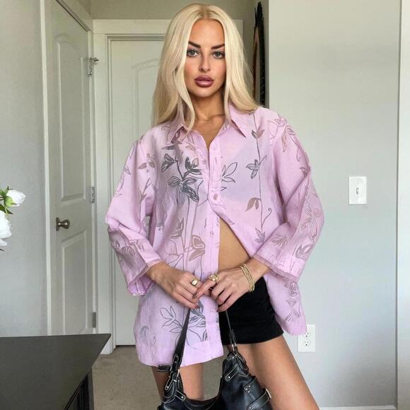 Floral Sheer Blouse - Picture 2 of 4